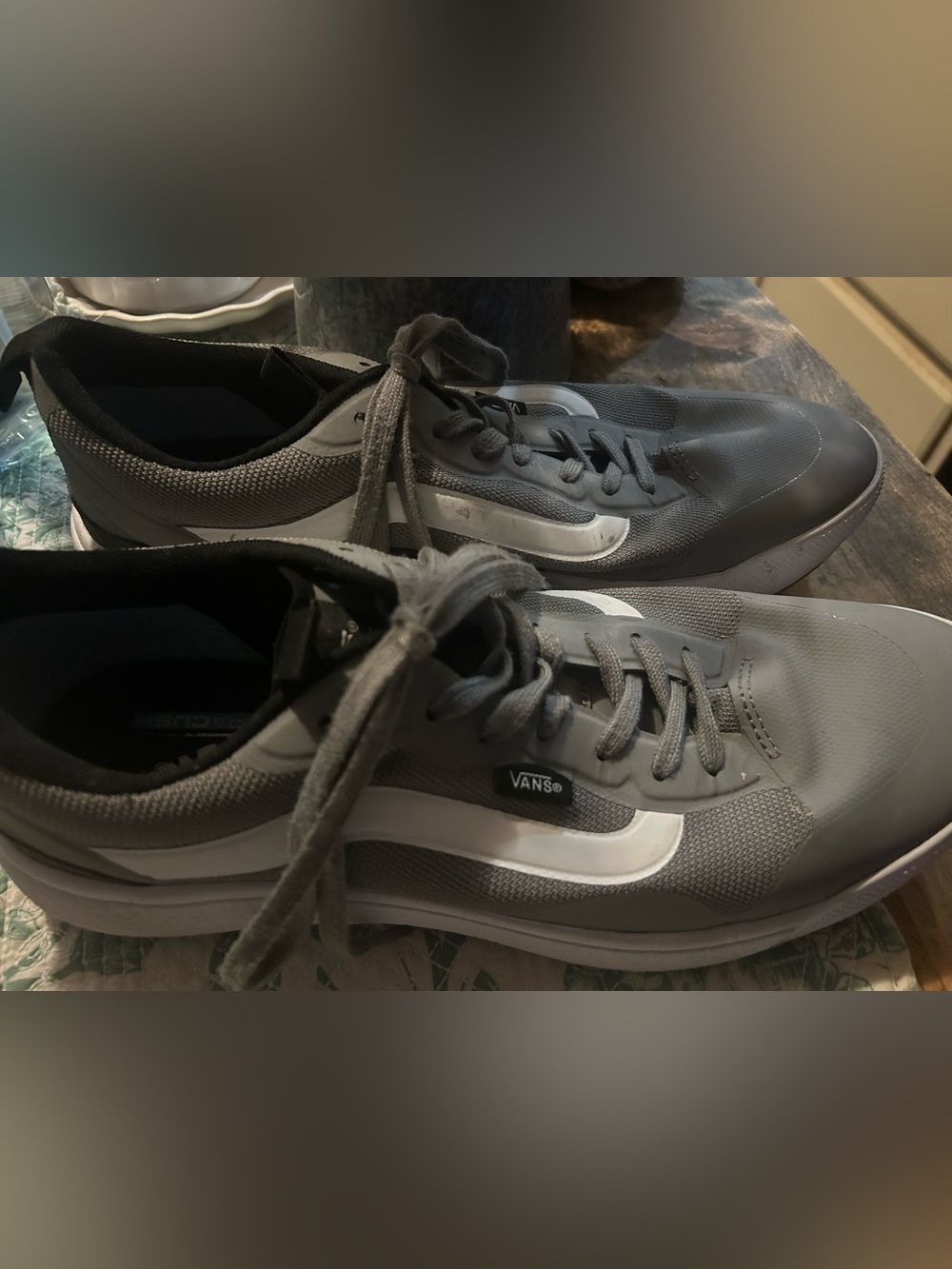 VANS UltraRange Men's Gray Low Top Lace-Up Athletic Sneaker Mens size 10.5